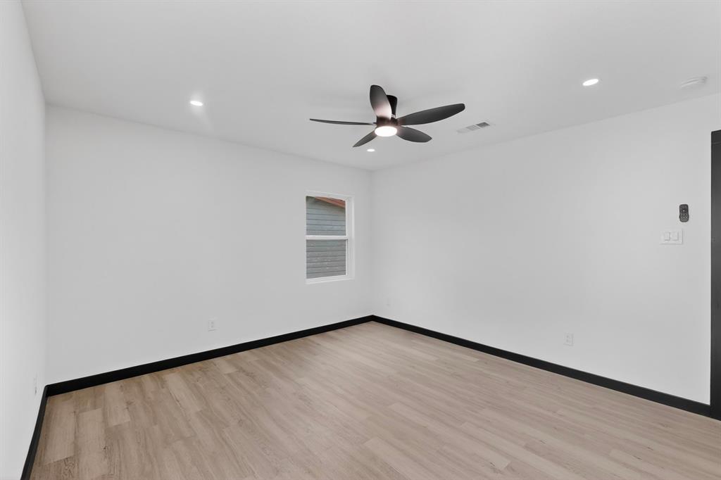 1624 Houghton Road Dallas, TX 75217 - Photo 18 of 40