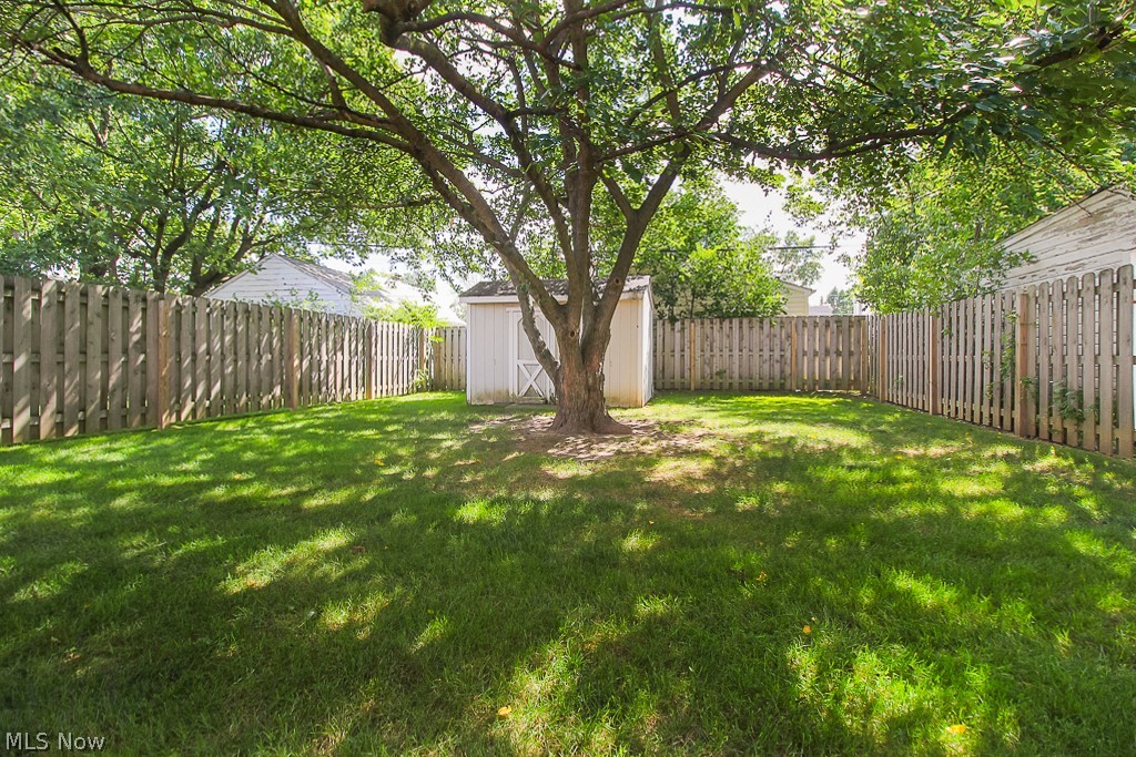 5111 Redfern Road Parma, OH 44134 - Photo 24 of 27