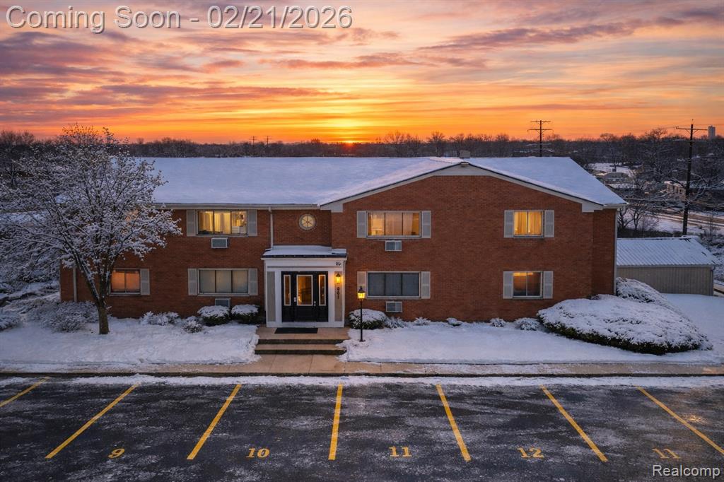 801 Plate Street, Unit 201 Rochester, MI 48307 - Photo 1 of 23