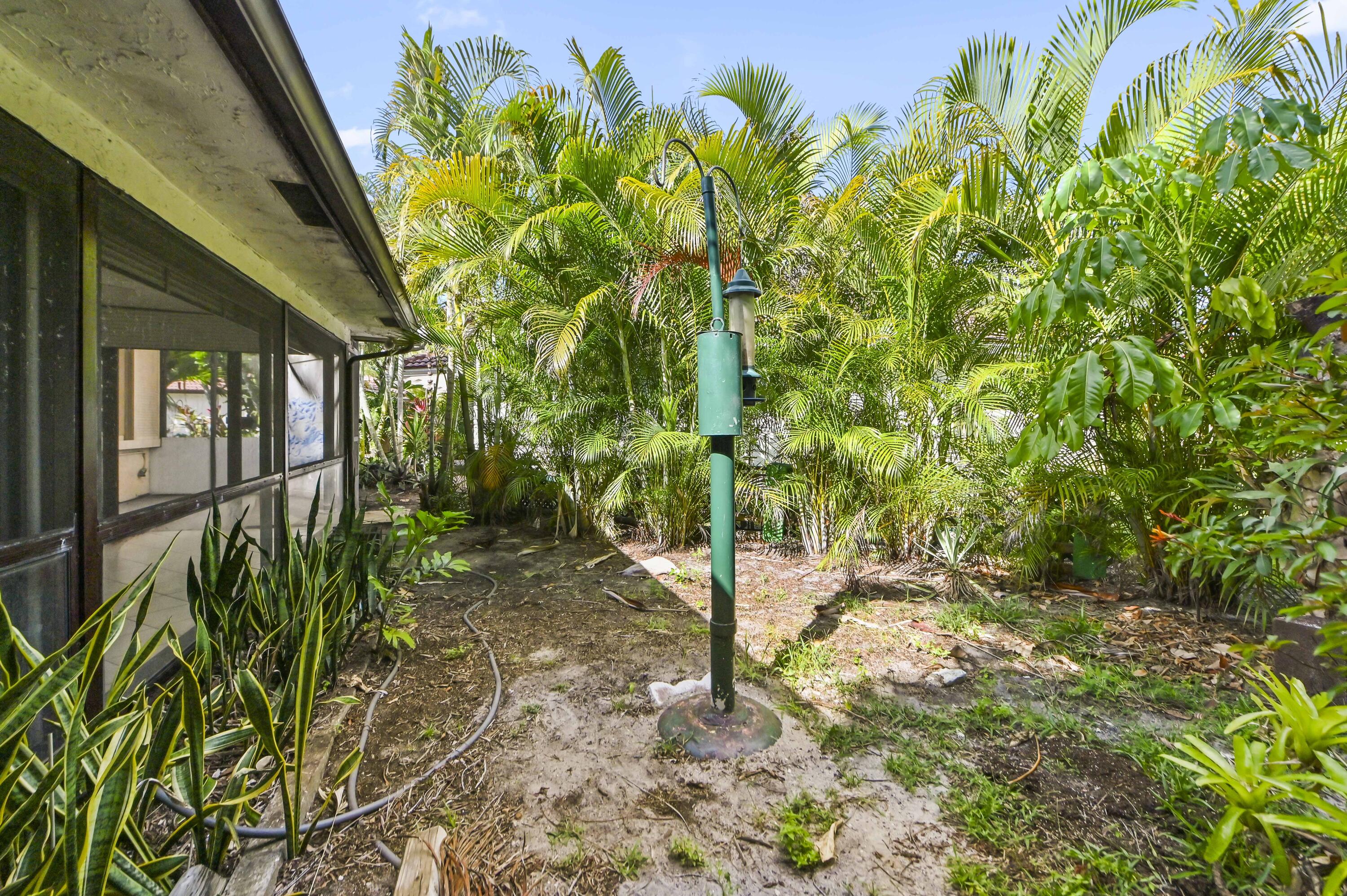 329 Knob Hill Boulevard Boca Raton, FL 33431 - Photo 35 of 35 Backyard