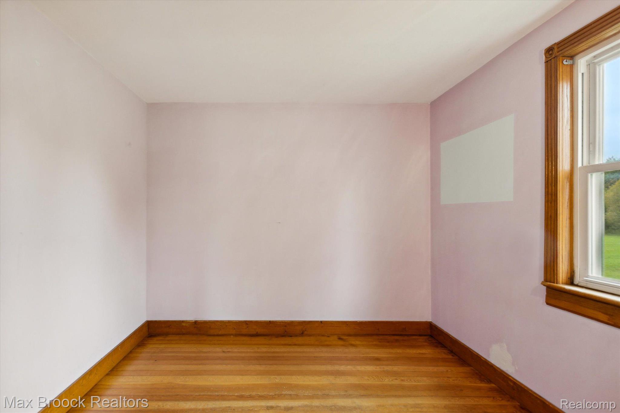 2345 Castle Road North Branch, MI 48461 - Photo 11 of 32 Gallery Image 11