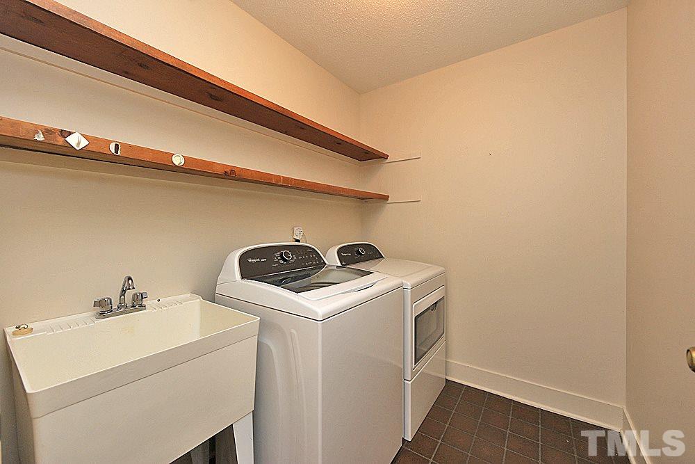 5120 Bartons Road Raleigh, NC 27613 - Photo 11 of 26 Separate laundry room