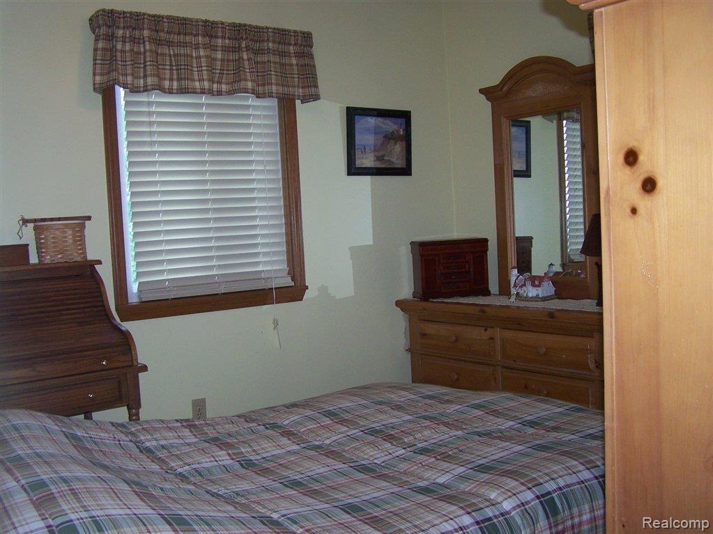 11984 Dunham Road Hartland, MI 48353 - Photo 9 of 22 11984 DUNHAM RD. HARTLAND 7.18.2013 025.JPG