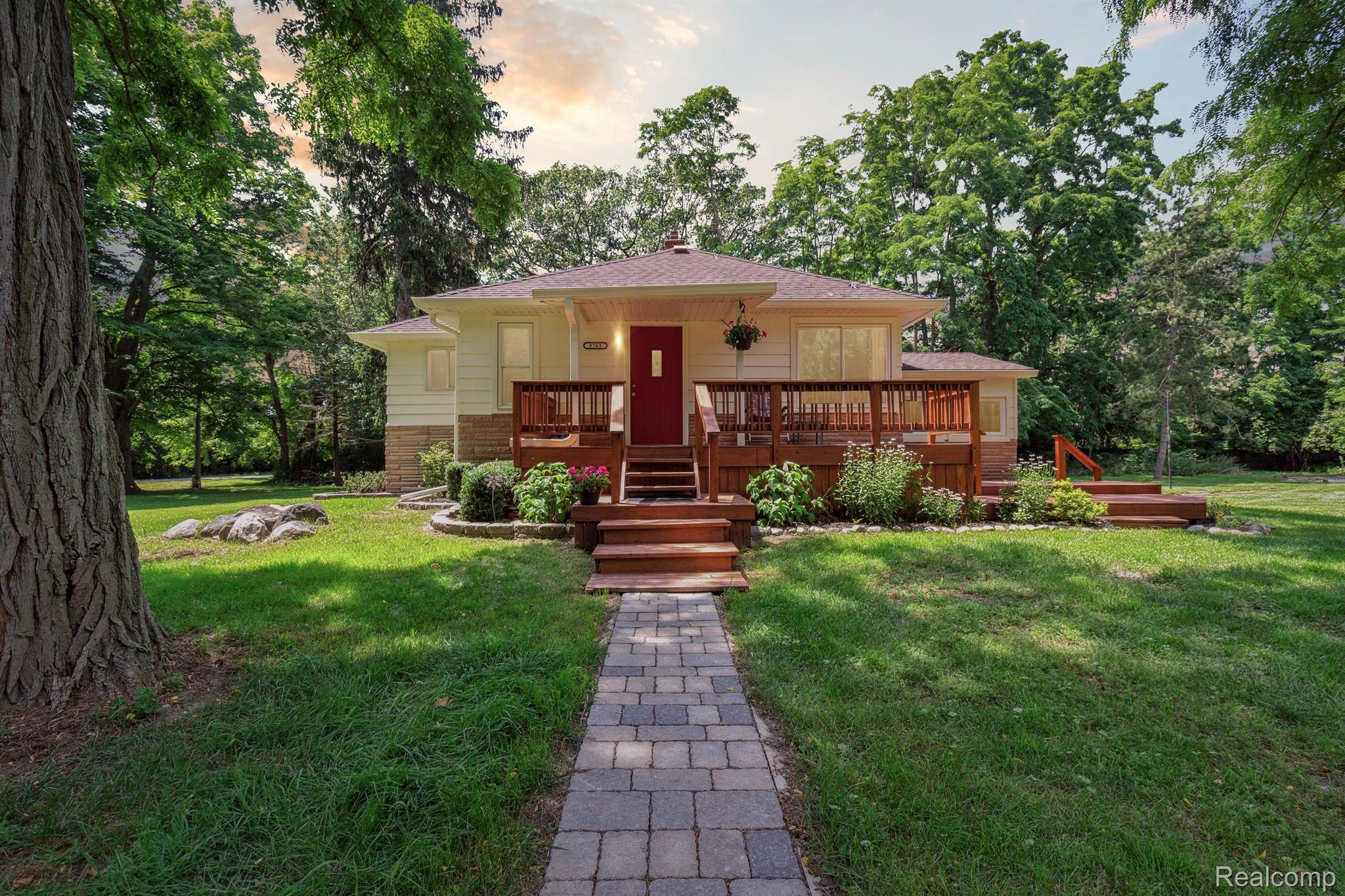 8761 Bordman Road Almont, MI 48003 - Photo 1 of 56 Gallery Image 1