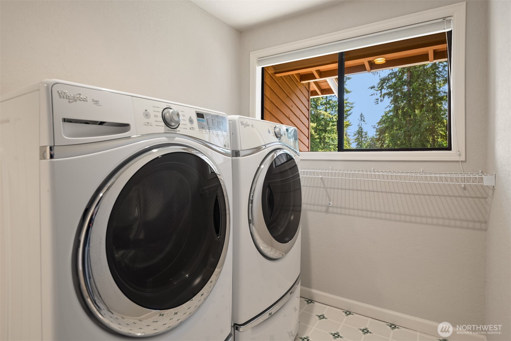 118 171st Place Southeast Bothell, WA 98012 - Photo 28 of 34