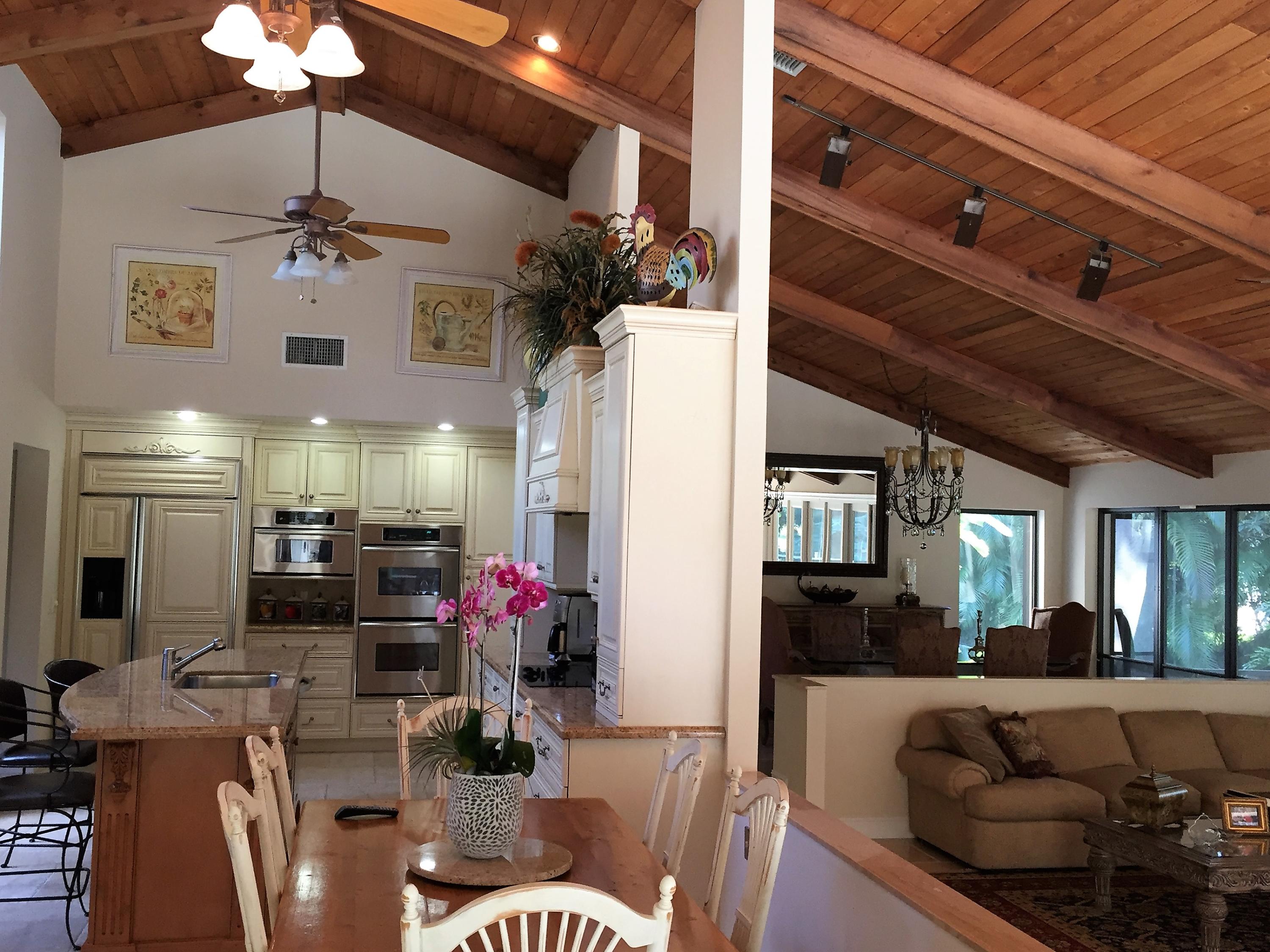 20774 Pinar Trail Boca Raton, FL 33433 - Photo 5 of 18 oleck kitchen family room