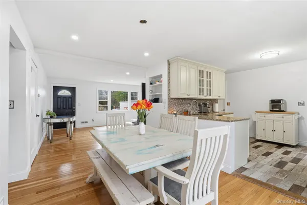 $615,000 | 22 Hovenkamp Avenue, Nanuet, NY 10954