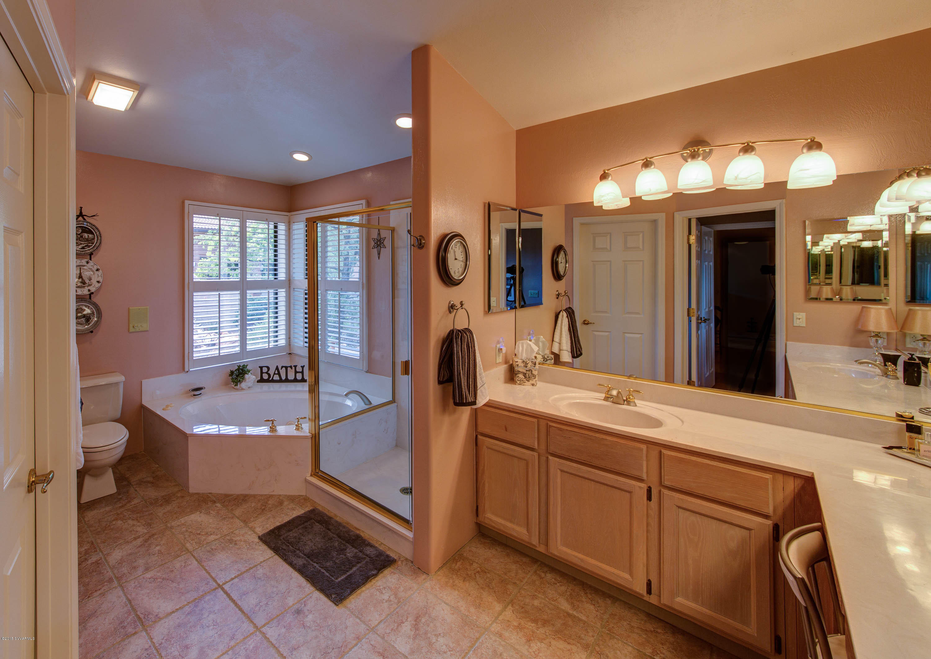 140 Mission Road Sedona, AZ 86336 - Photo 10 of 26 Luxurious Master Bathroom