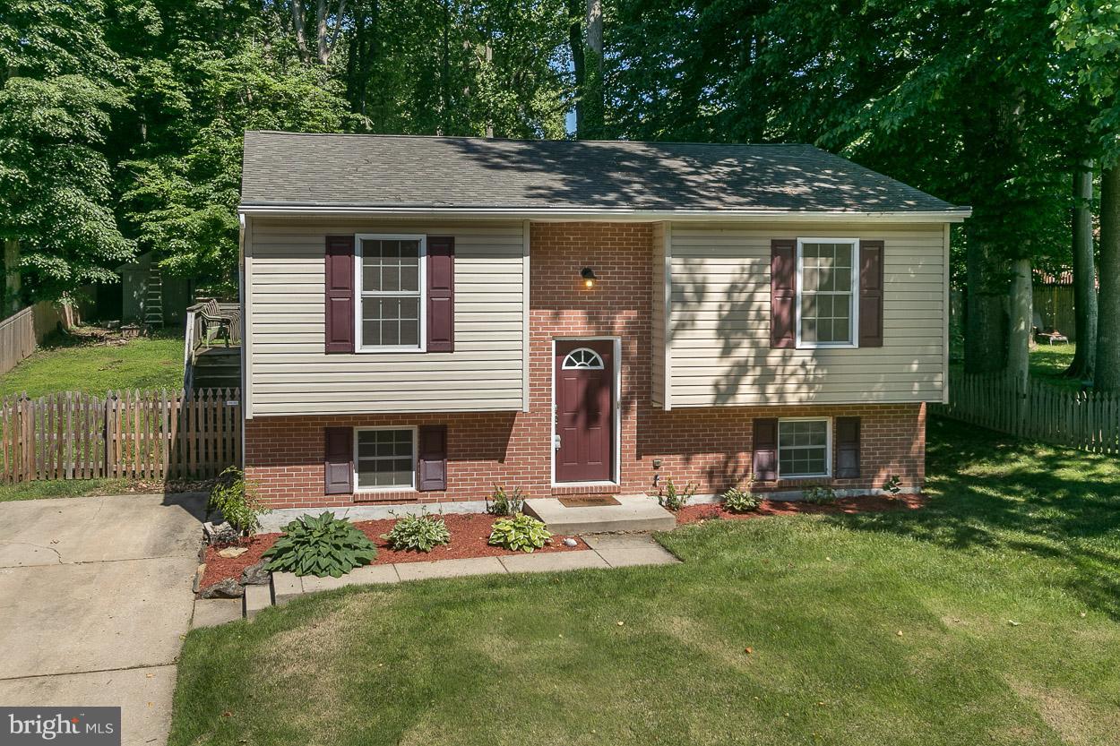 2737 Parallel Path Abingdon, MD 21009 - Photo 2 of 29 Exterior (Front)
