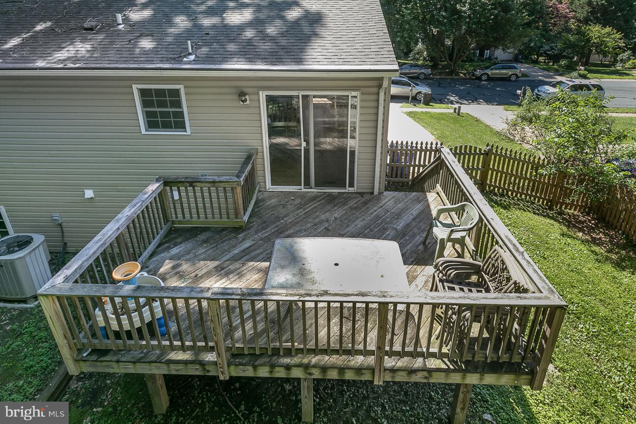 2737 Parallel Path Abingdon, MD 21009 - Photo 4 of 29 Exterior (Rear)