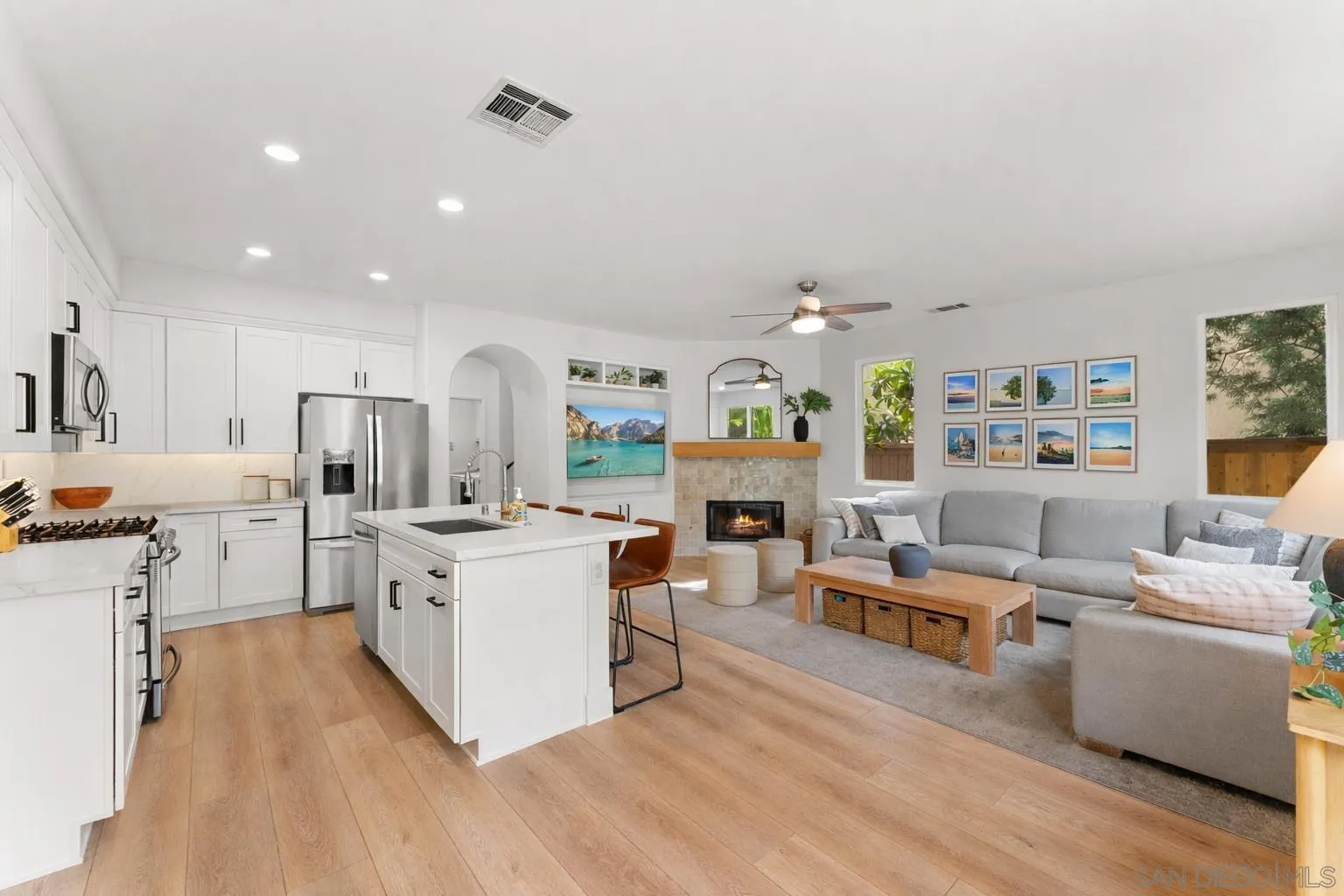 6029 Rancho Bravado Carlsbad, CA 92009 - Photo 9 of 31