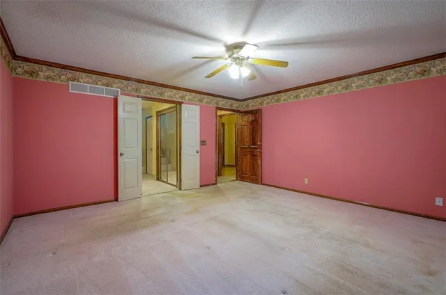 $630,000 | 4417 West 130th Street, Leawood, KS 66209