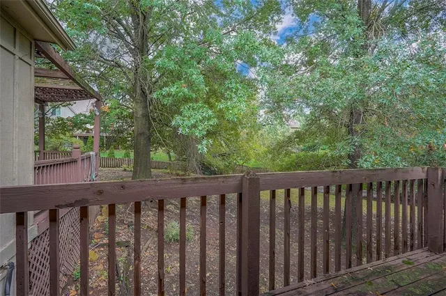 $630,000 | 4417 West 130th Street, Leawood, KS 66209