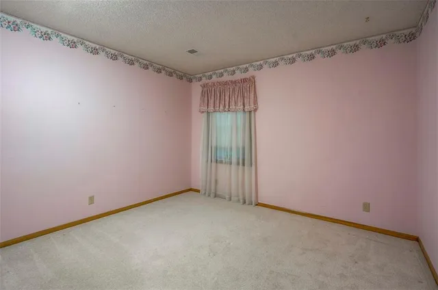 $630,000 | 4417 West 130th Street, Leawood, KS 66209