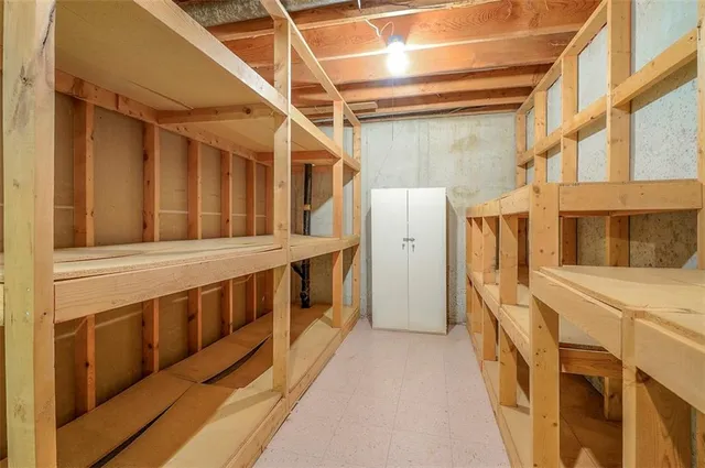 $630,000 | 4417 West 130th Street, Leawood, KS 66209