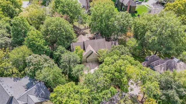 $630,000 | 4417 West 130th Street, Leawood, KS 66209