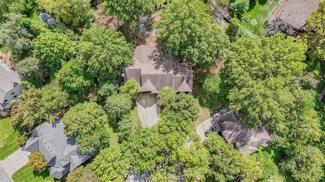 $630,000 | 4417 West 130th Street, Leawood, KS 66209