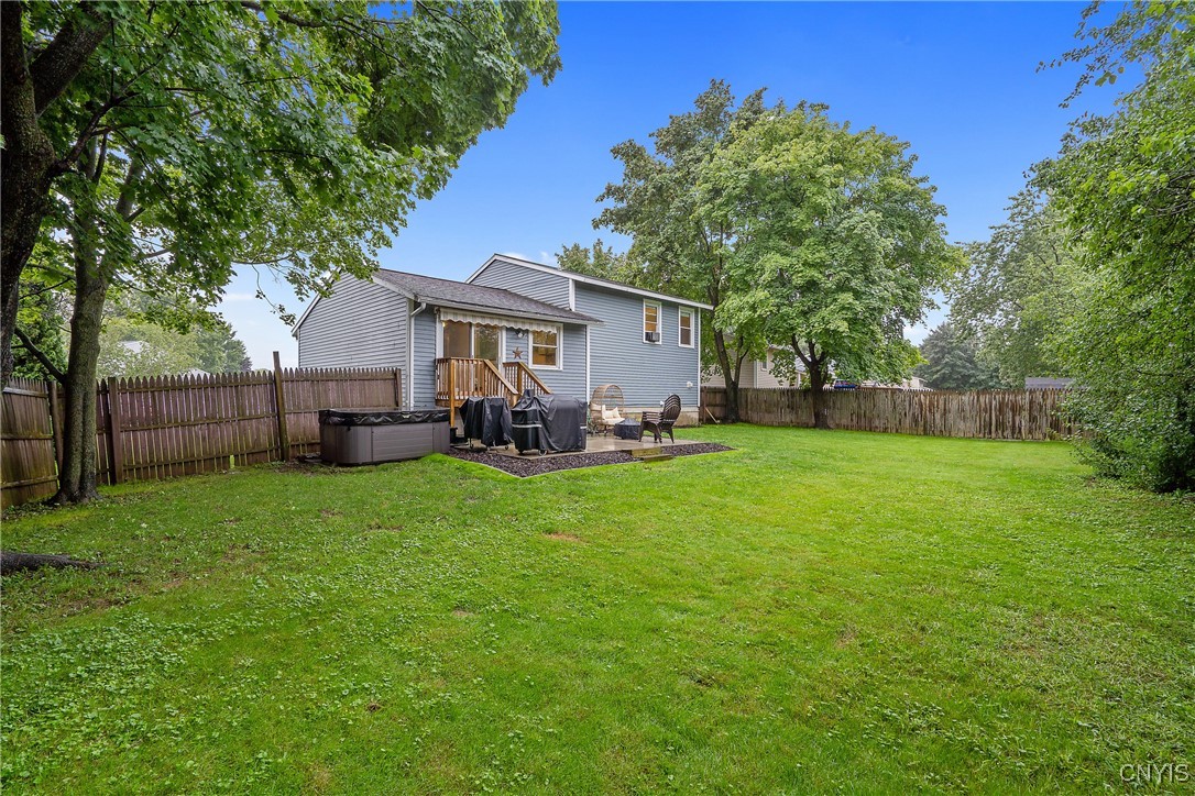 7388 Oak Post Road Clay, NY 13088 - Photo 34 of 39