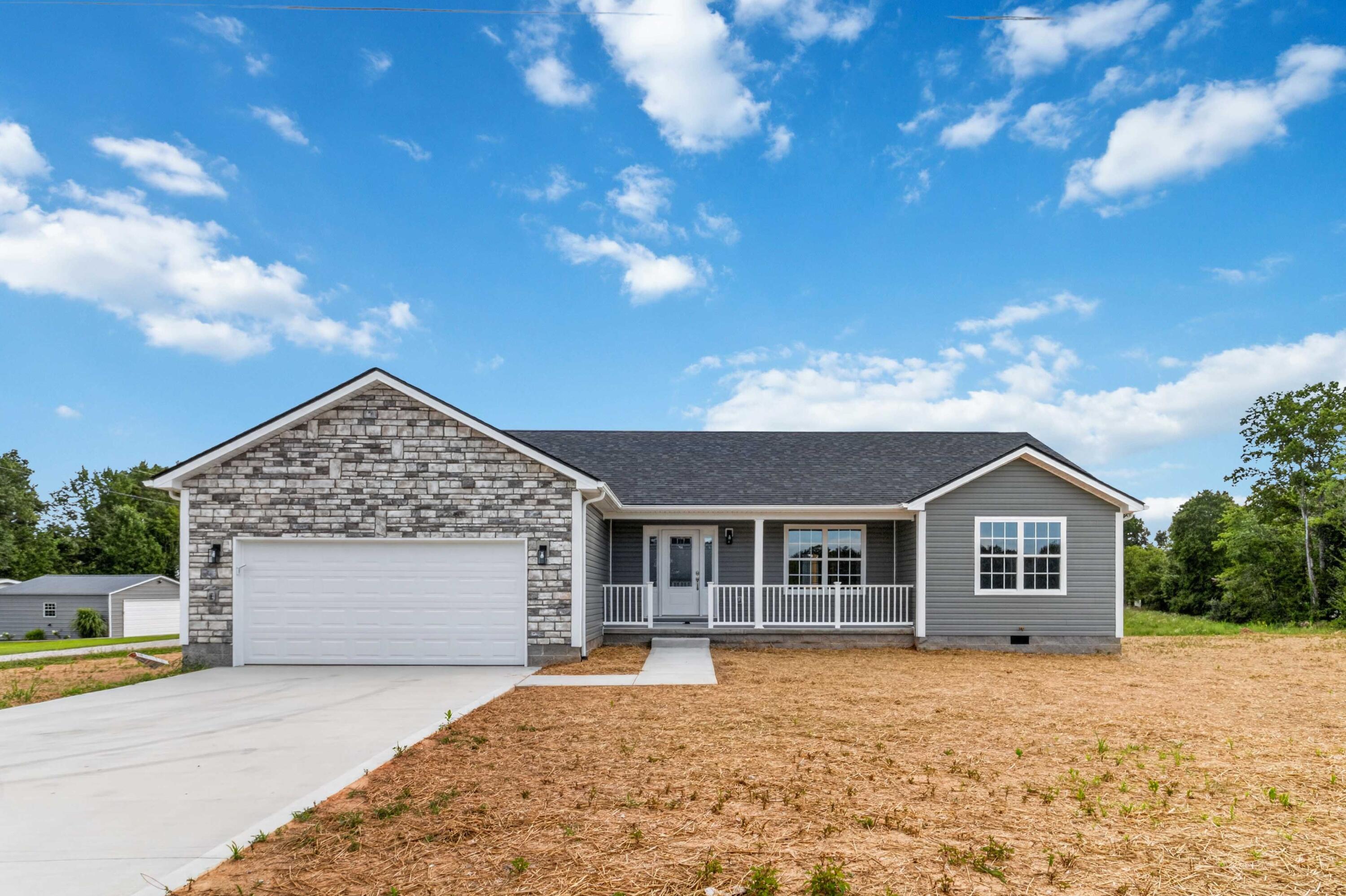 643 Pleasant View Road London, KY 40744 - Photo 1 of 31 001