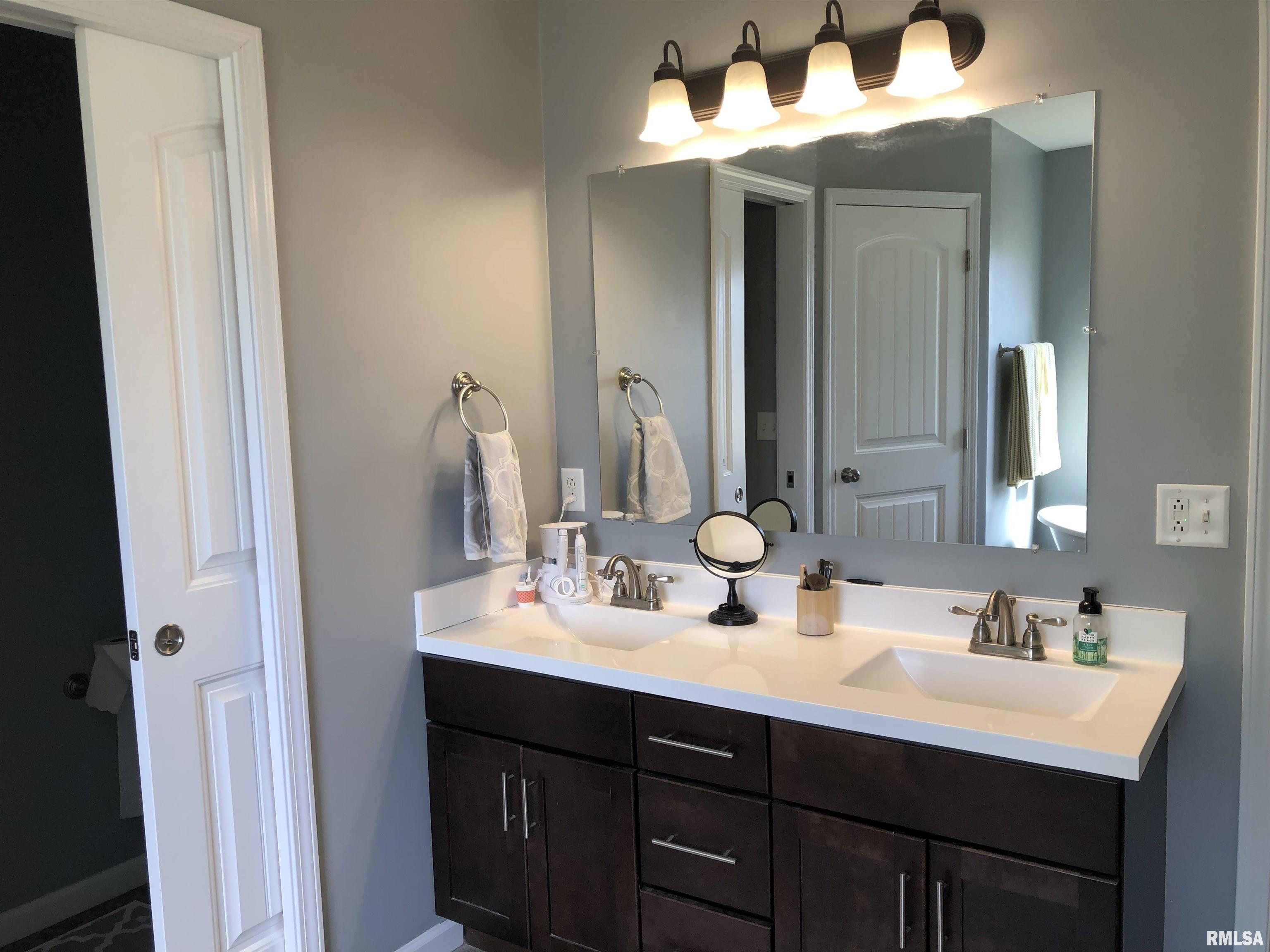2302 Spring Lane Marion, IL 62959 - Photo 15 of 30 Gallery Image 15