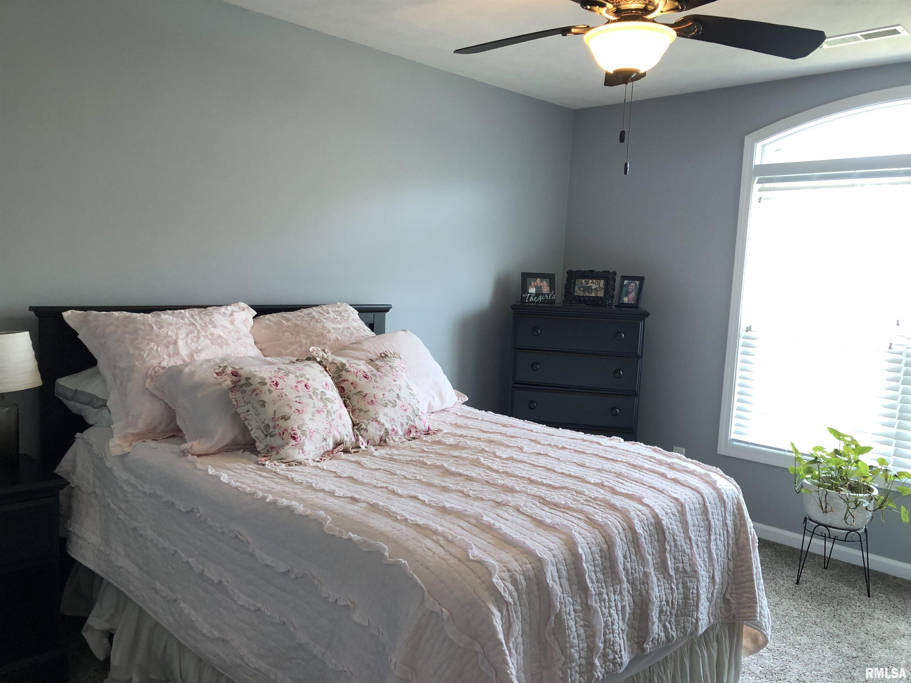 2302 Spring Lane Marion, IL 62959 - Photo 19 of 30 Gallery Image 19