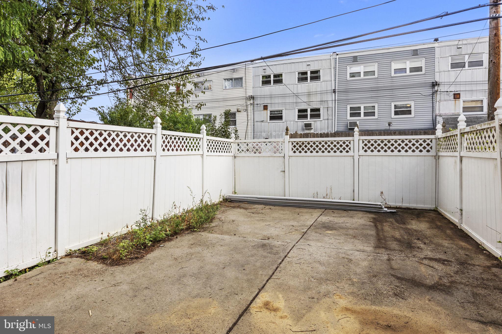 12675 Biscayne Drive Philadelphia, PA 19154 - Photo 30 of 50 a view of a building
