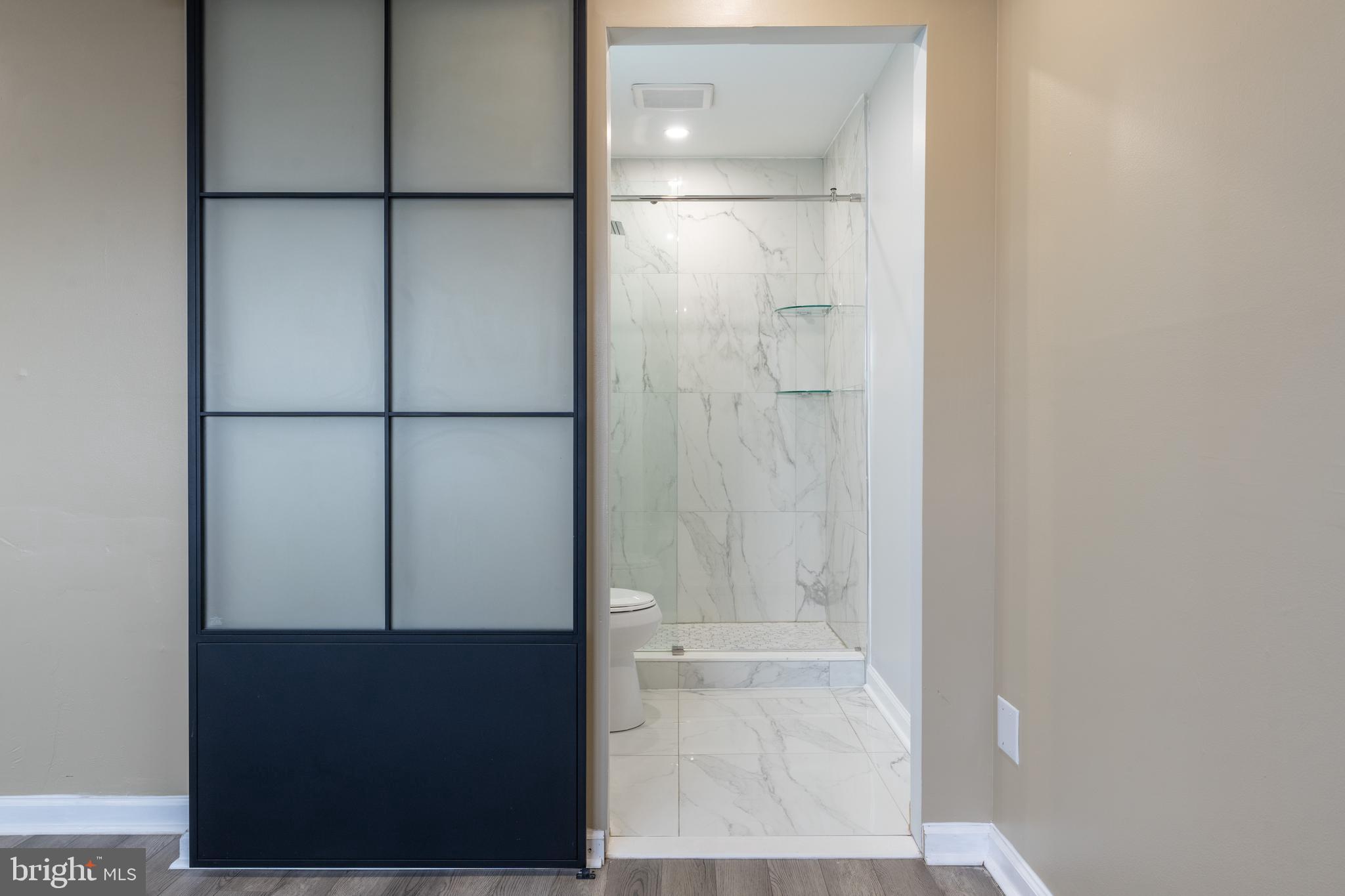 12675 Biscayne Drive Philadelphia, PA 19154 - Photo 38 of 50 a view of bathroom