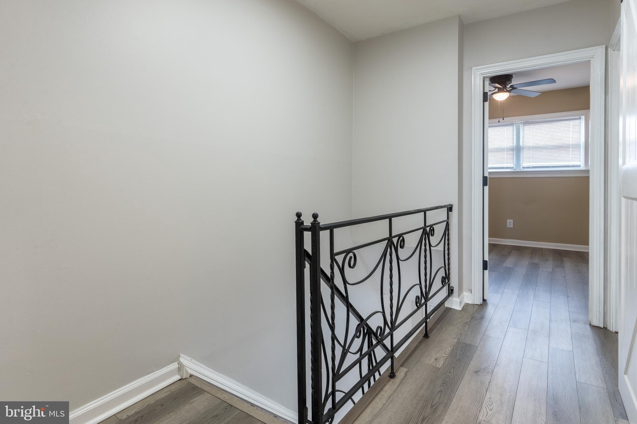 12675 Biscayne Drive Philadelphia, PA 19154 - Photo 44 of 50 a view of a hallway with wooden floor