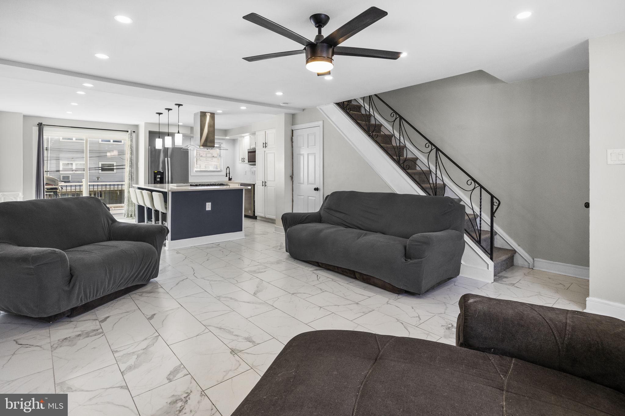 12675 Biscayne Drive Philadelphia, PA 19154 - Photo 9 of 50 a living room with furniture and kitchen view