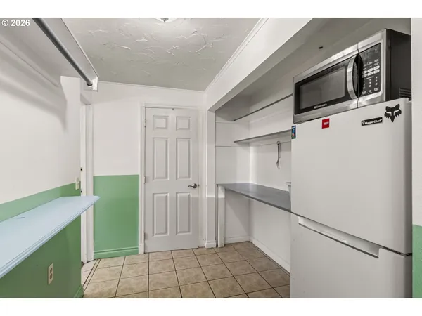 $440,000 | 2956 Willakenzie Road, Eugene, OR 97401