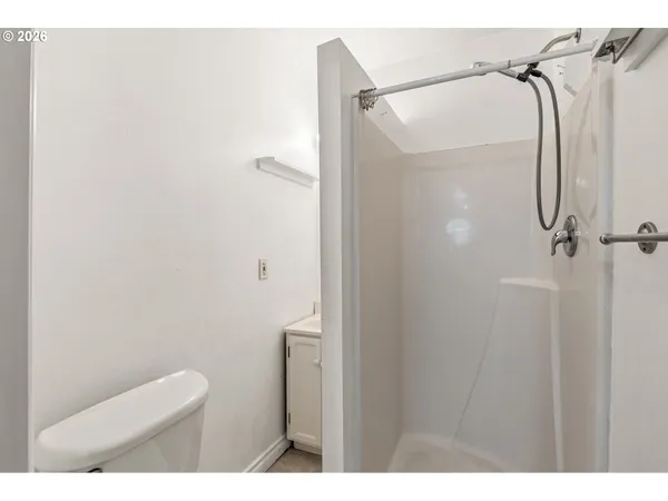 $440,000 | 2956 Willakenzie Road, Eugene, OR 97401