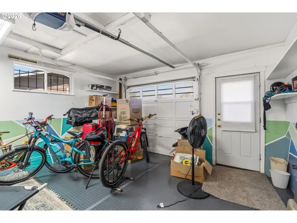 $440,000 | 2956 Willakenzie Road, Eugene, OR 97401