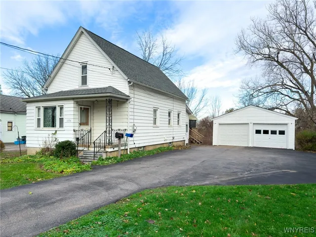 $120,000 | 1276 Indian Church Road, West Seneca, NY 14224
