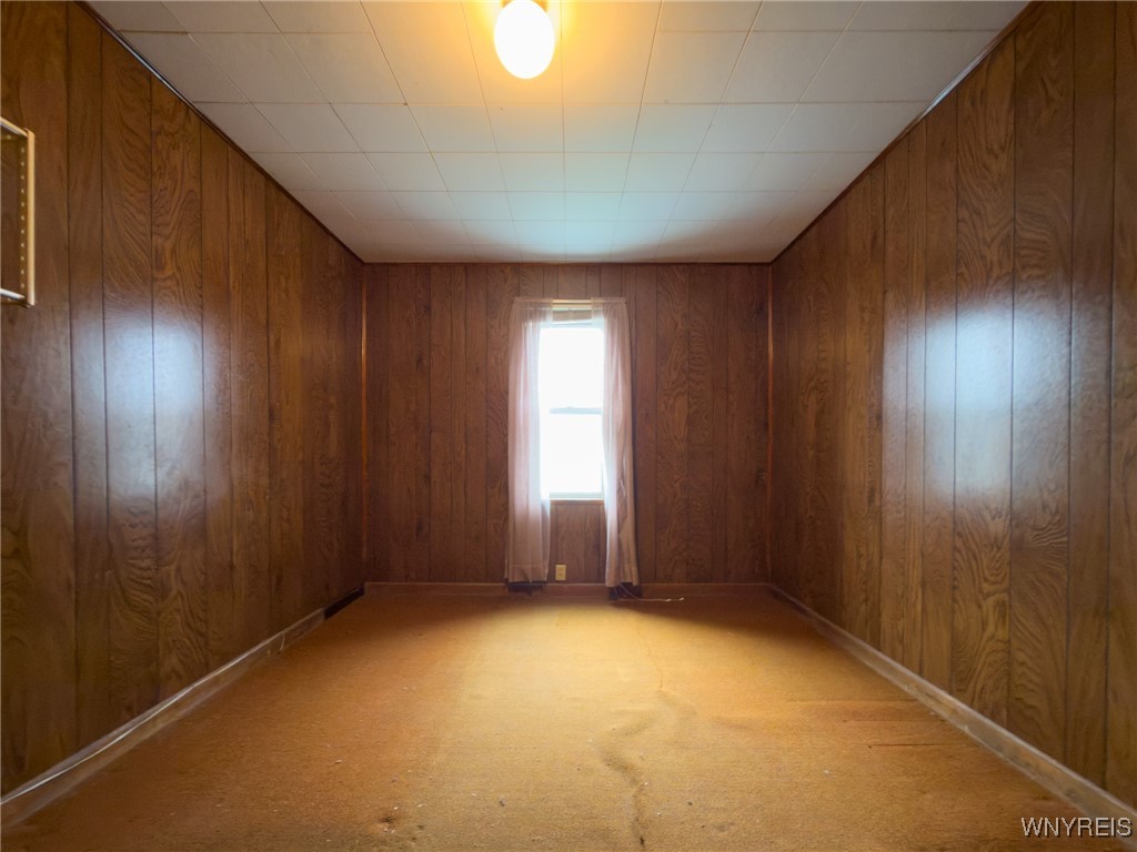 1276 Indian Church Road West Seneca, NY 14224 - Photo 15 of 32 2nd Floor Bedroom