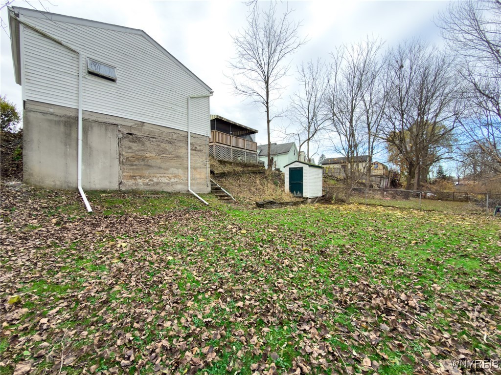 1276 Indian Church Road West Seneca, NY 14224 - Photo 30 of 32 Yard