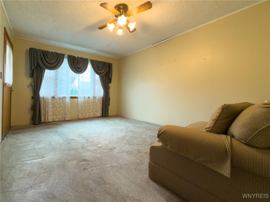 1276 Indian Church Road West Seneca, NY 14224 - Photo 3 of 32 Living Room