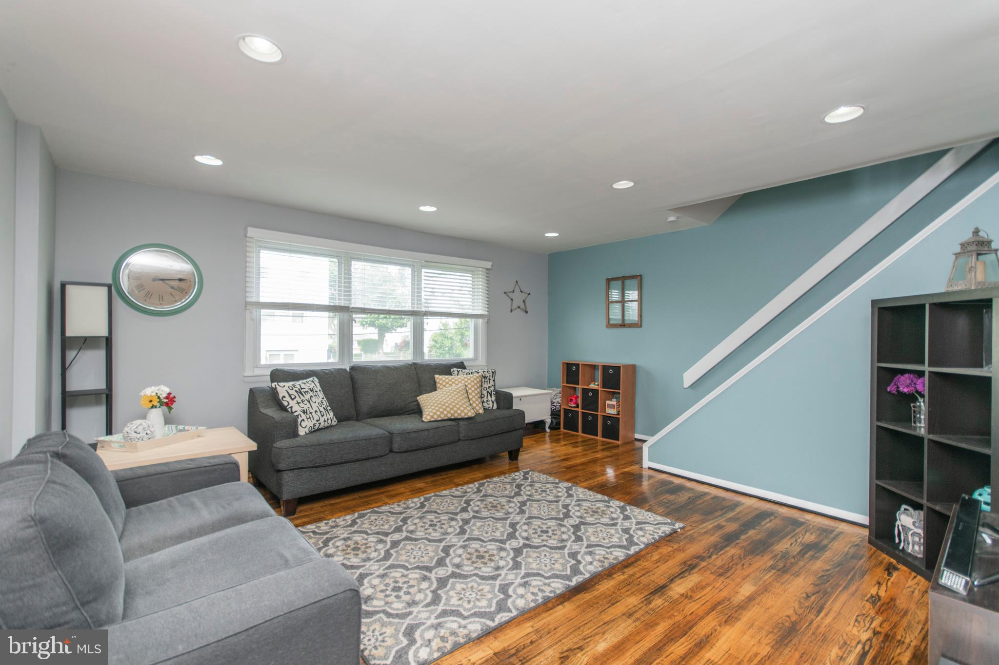 805 Avon Road Philadelphia, PA 19116 - Photo 1 of 30