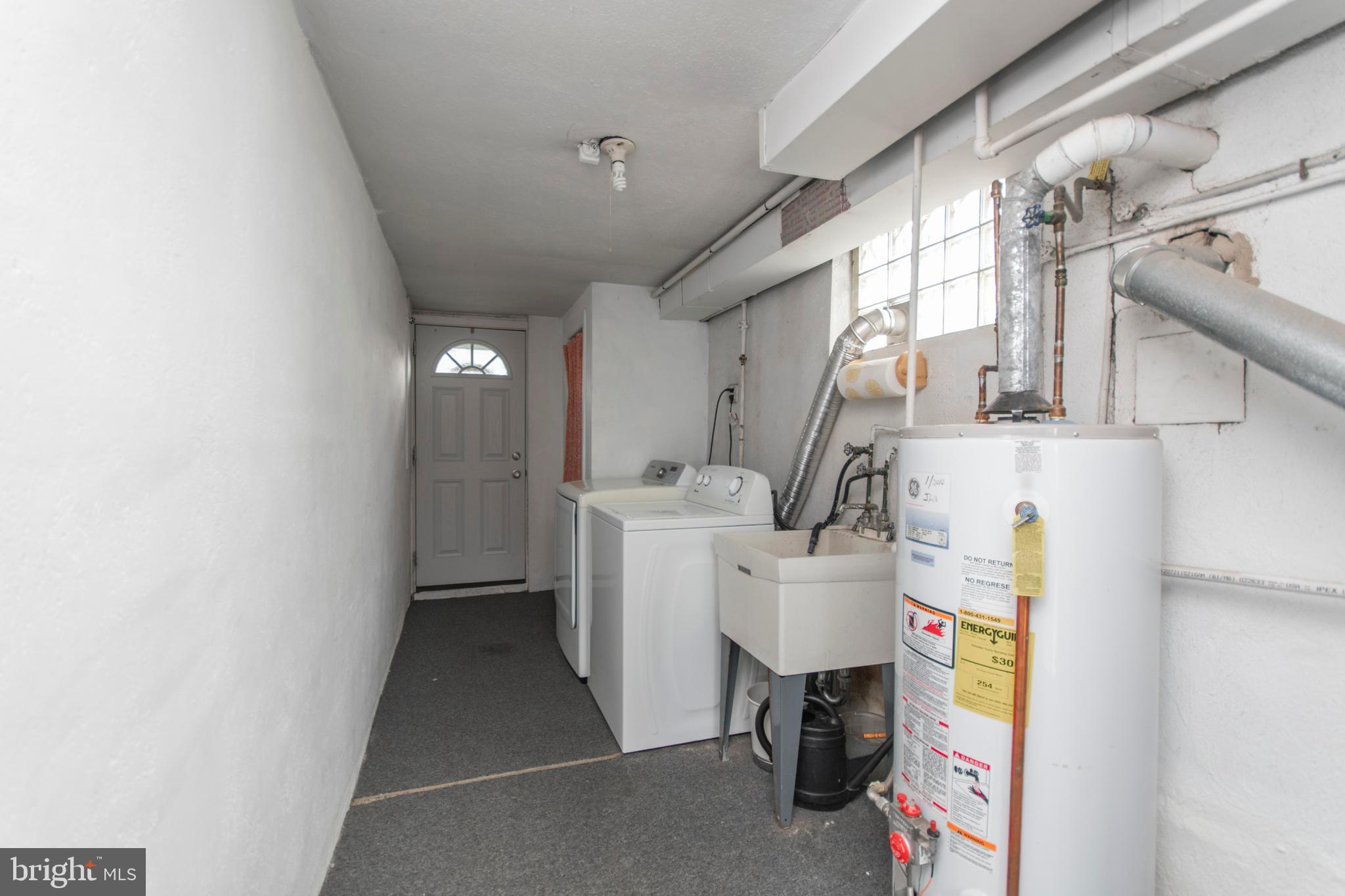805 Avon Road Philadelphia, PA 19116 - Photo 22 of 30