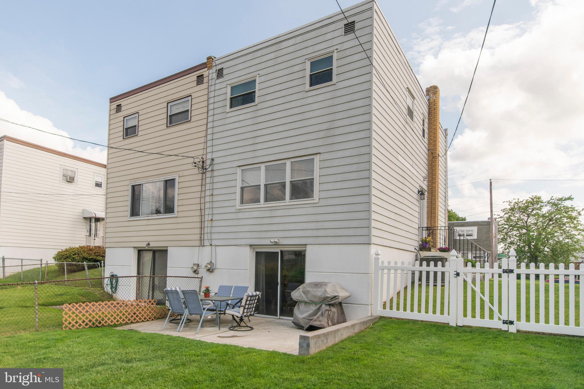 805 Avon Road Philadelphia, PA 19116 - Photo 25 of 30