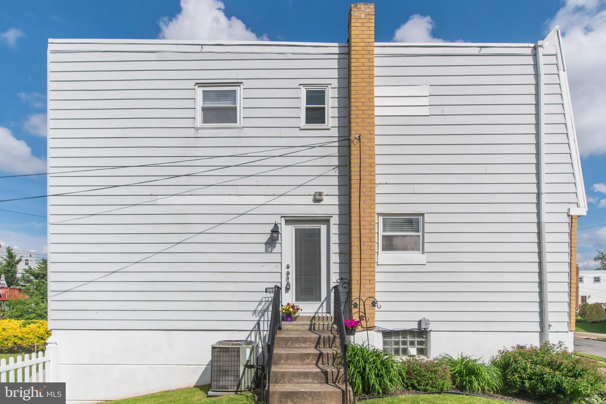 805 Avon Road Philadelphia, PA 19116 - Photo 27 of 30