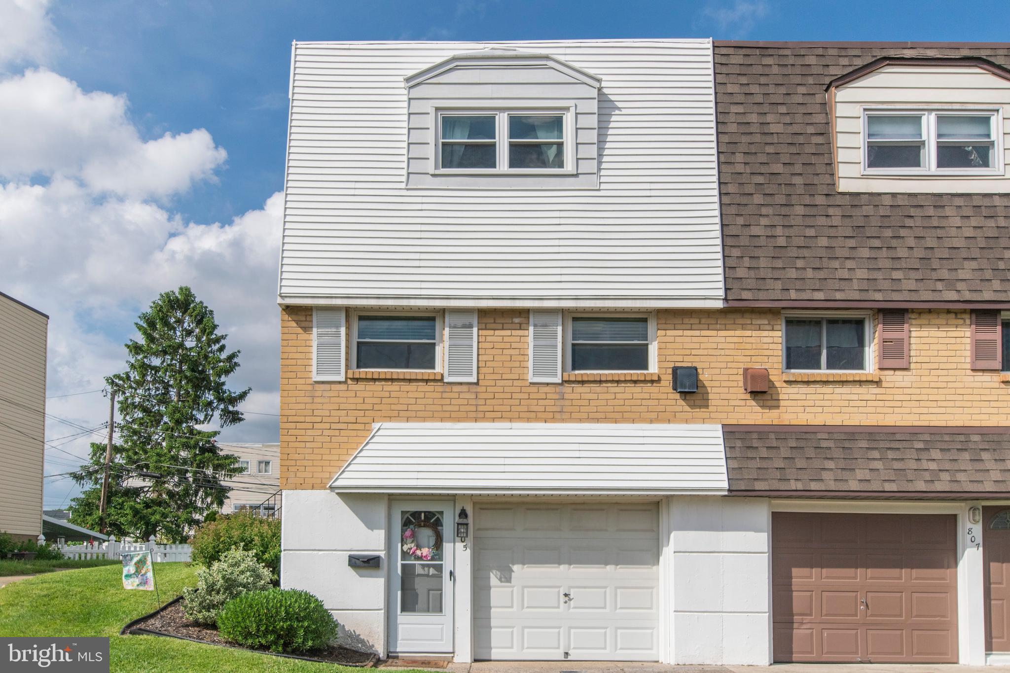 805 Avon Road Philadelphia, PA 19116 - Photo 29 of 30