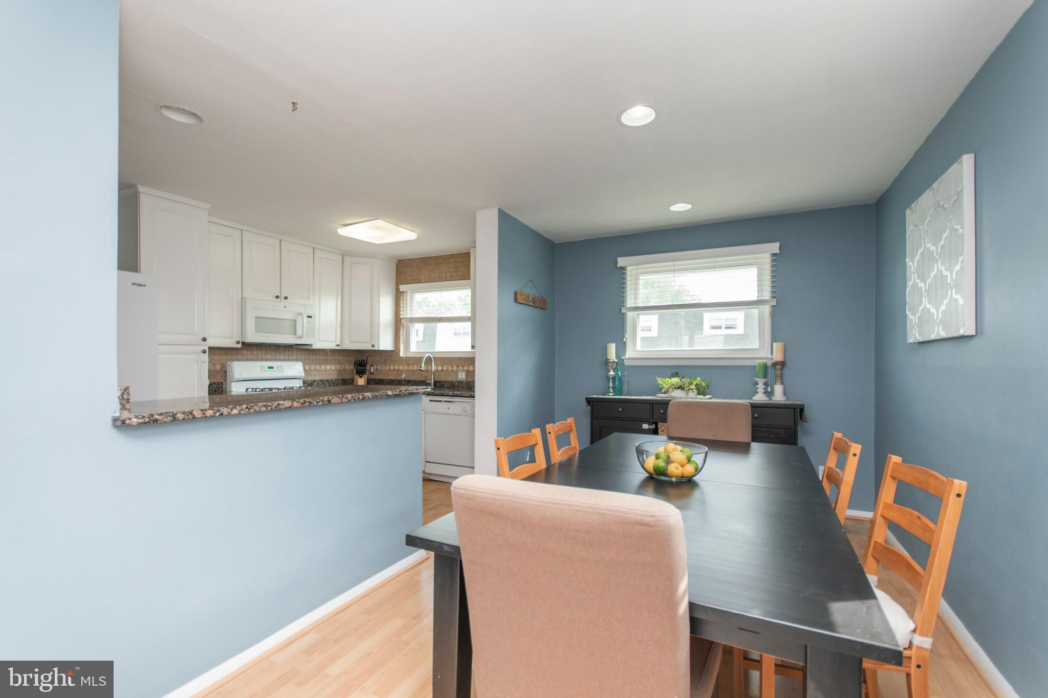 805 Avon Road Philadelphia, PA 19116 - Photo 5 of 30