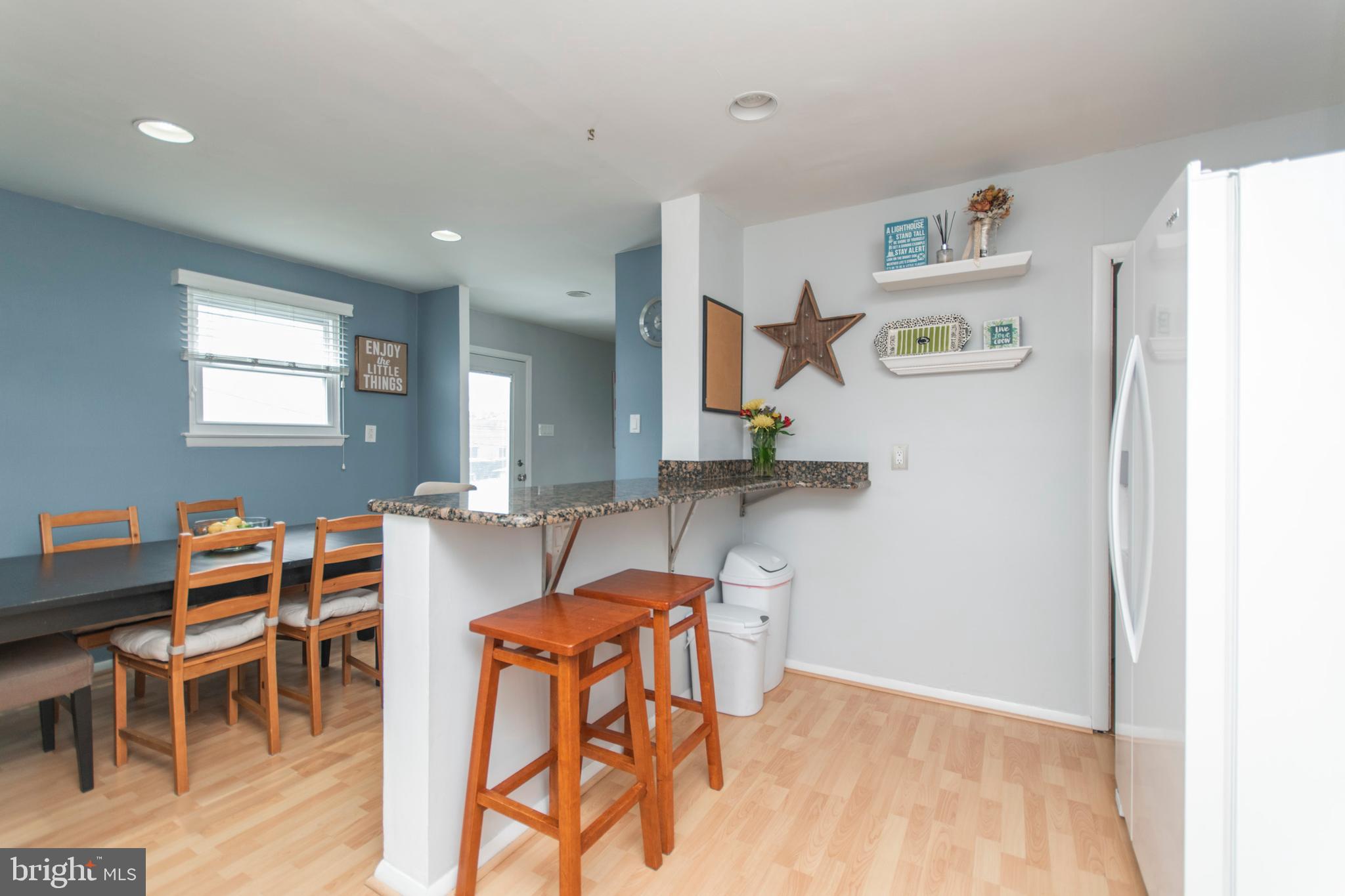 805 Avon Road Philadelphia, PA 19116 - Photo 7 of 30