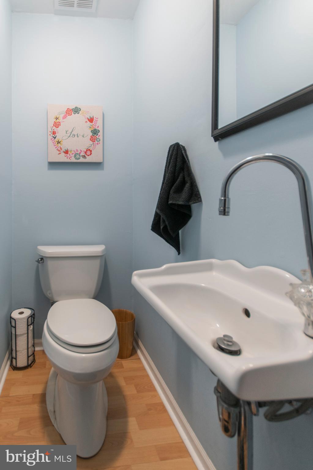 805 Avon Road Philadelphia, PA 19116 - Photo 10 of 30