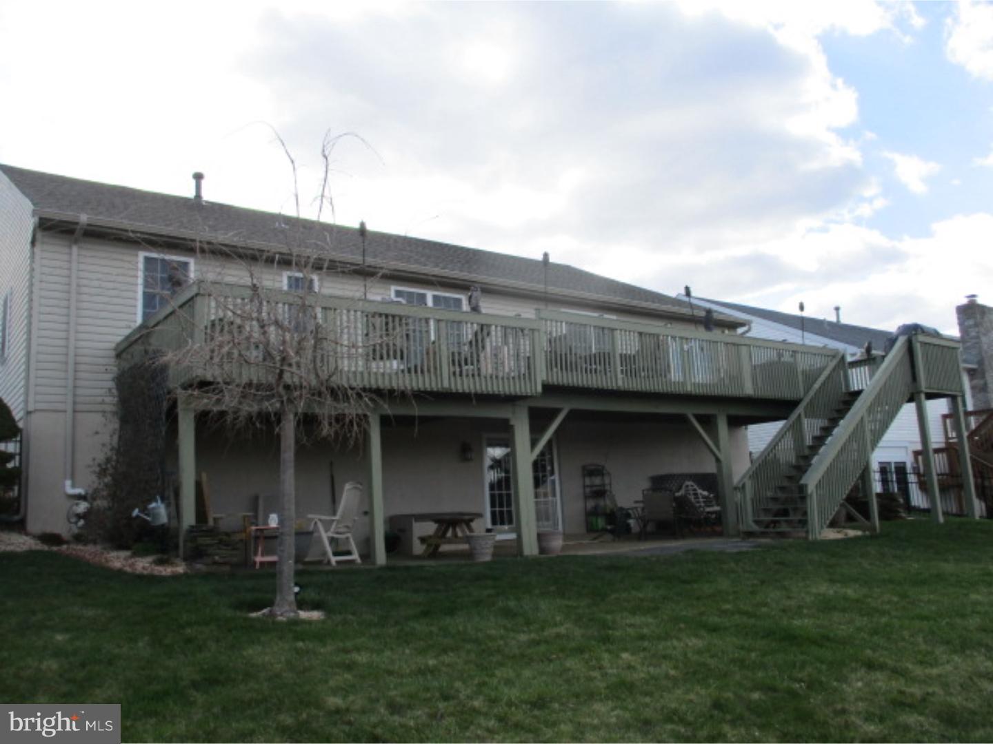 4569 Hillside Road Reading, PA 19606 - Photo 2 of 18 Exterior Back