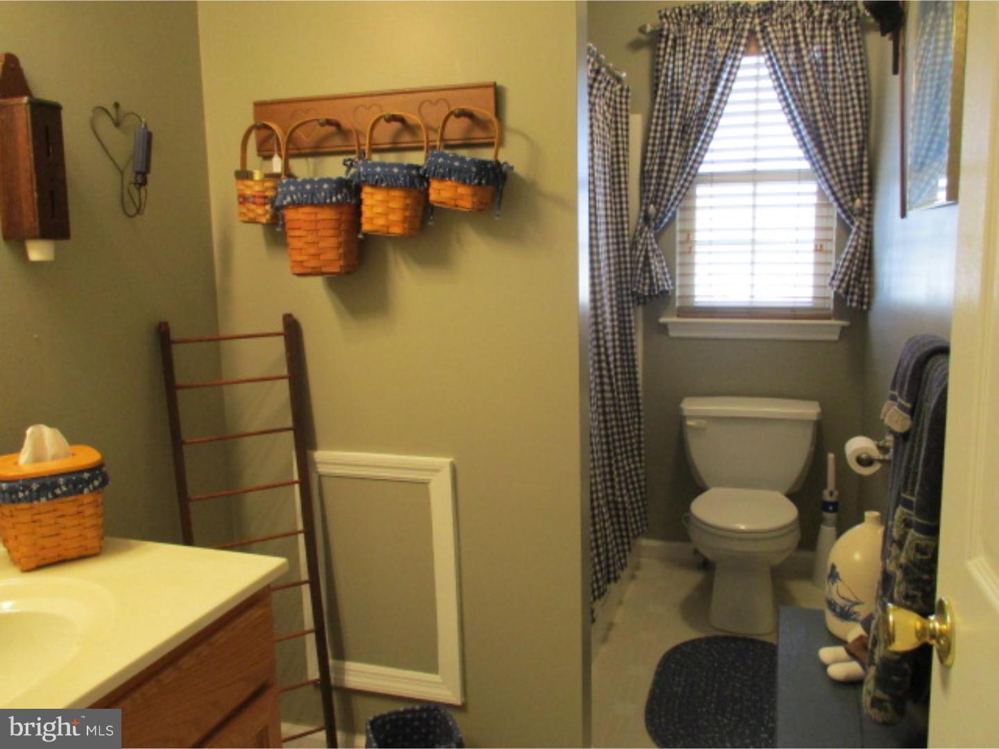 4569 Hillside Road Reading, PA 19606 - Photo 12 of 18 Bathroom