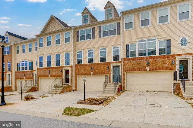 $3,200 | 709 Hidden Oak Lane, Glen Burnie, MD 21060