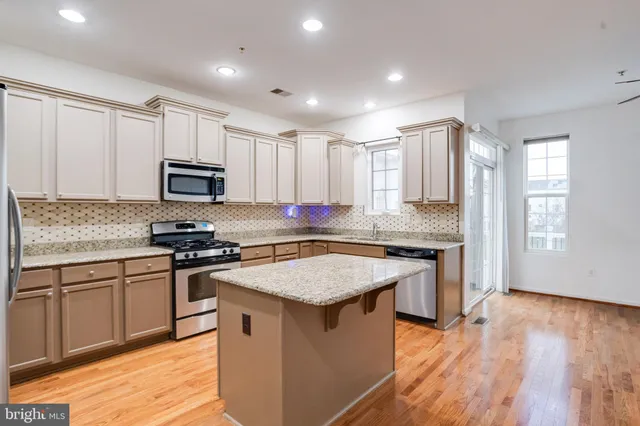 $3,200 | 709 Hidden Oak Lane, Glen Burnie, MD 21060