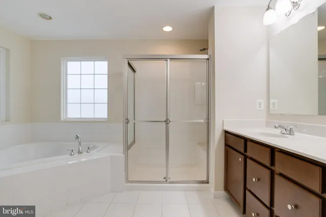 $3,200 | 709 Hidden Oak Lane, Glen Burnie, MD 21060