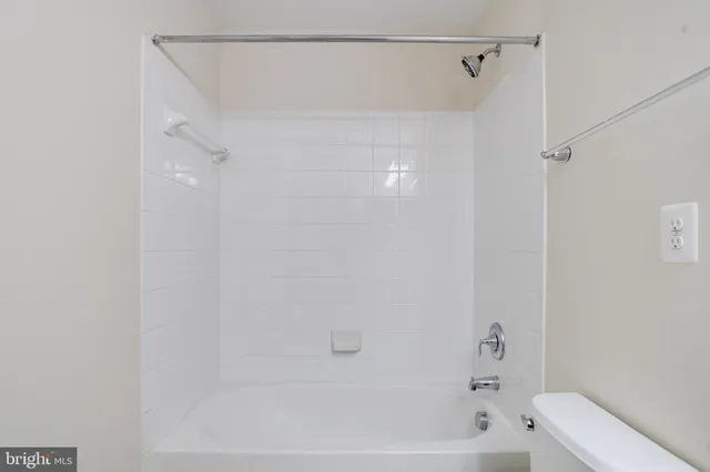 $3,200 | 709 Hidden Oak Lane, Glen Burnie, MD 21060